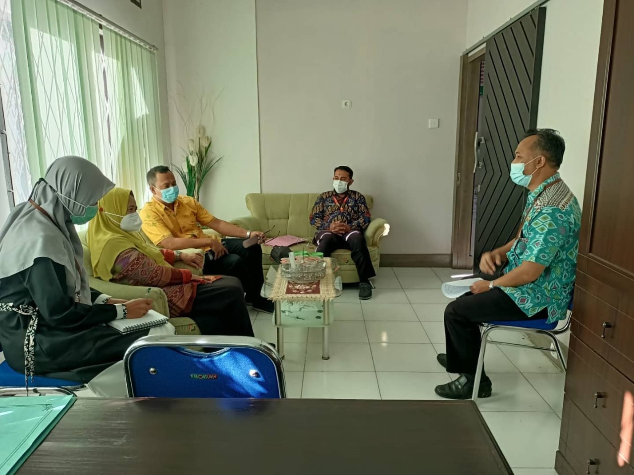 PENAWARAN KERJASAMA BANSOS, TIM RSJ MUTIARA SUKMA LAKUKAN KUNJUNGAN KE DINAS KESEHATAN KAB. SUMBAWA BARAT